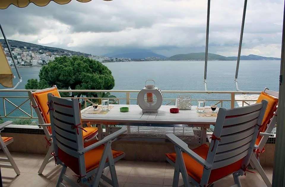 Apartment In Saranda Албания